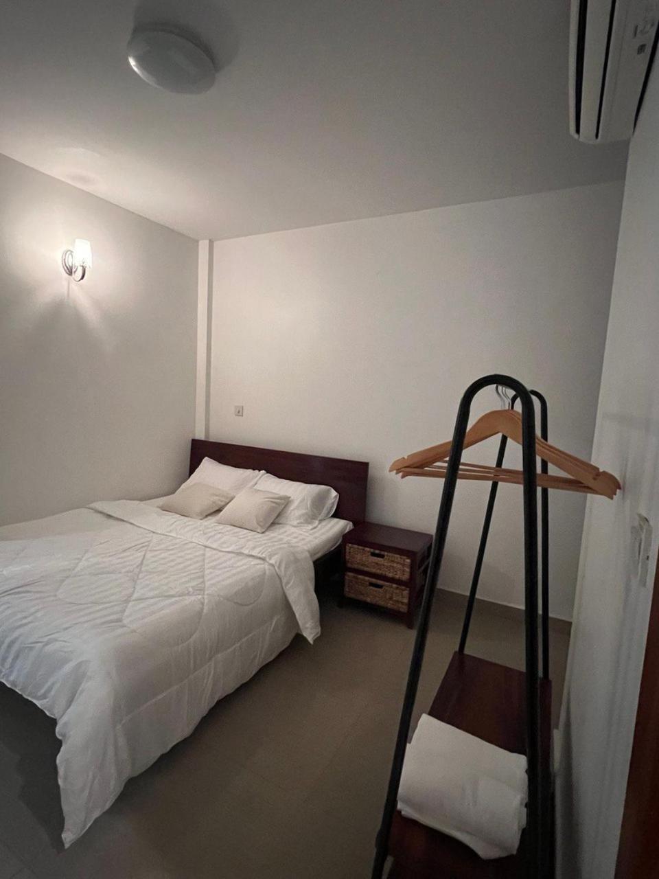 D32 Homestay Near Airport Behind Brown Coffee Airport Phnom Penh Dış mekan fotoğraf