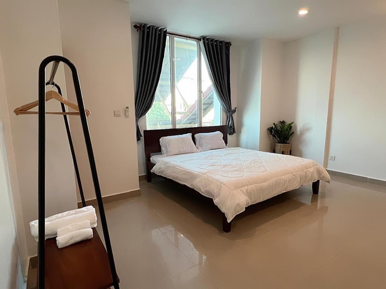D32 Homestay Near Airport Behind Brown Coffee Airport Phnom Penh Dış mekan fotoğraf
